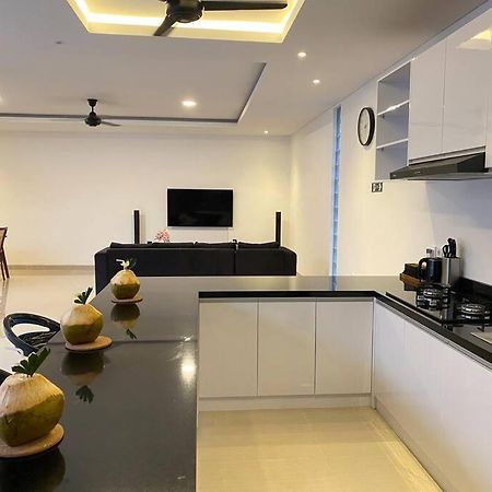 Villa Akmali Umalas 2Br With Private Pool & Jacuzzi Canggu Exteriör bild