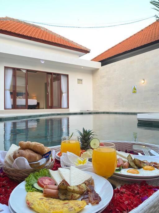 Villa Akmali Umalas 2Br With Private Pool & Jacuzzi Canggu Exteriör bild